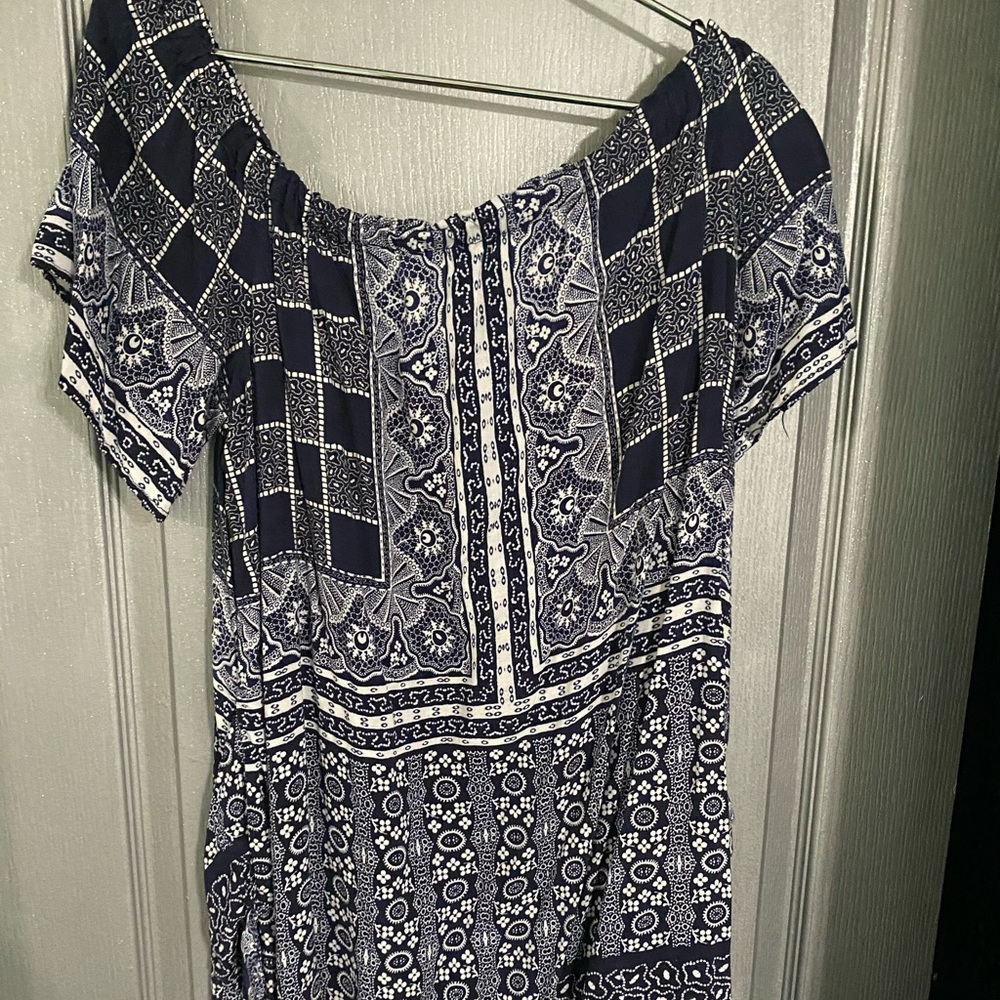Blue and white short sleeve tunic